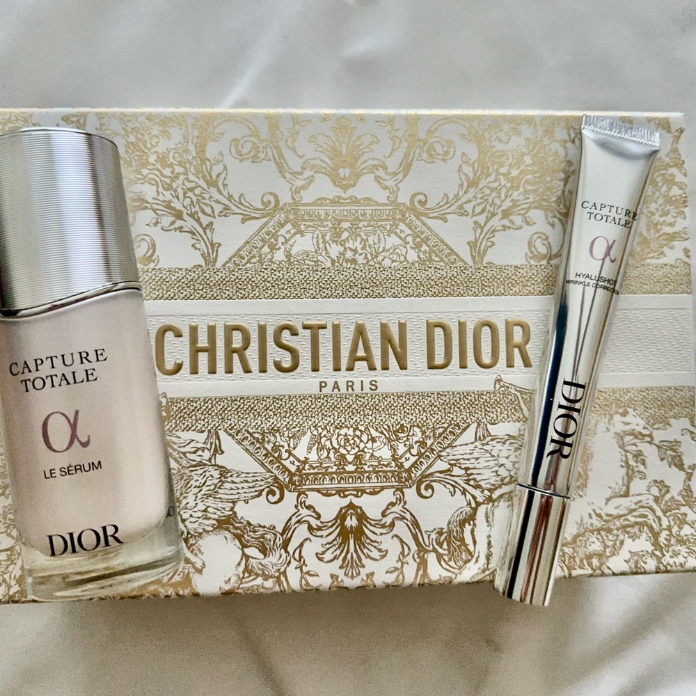 Dior Capture Totale Le Serum and Retinol Skincare Set Full Size
